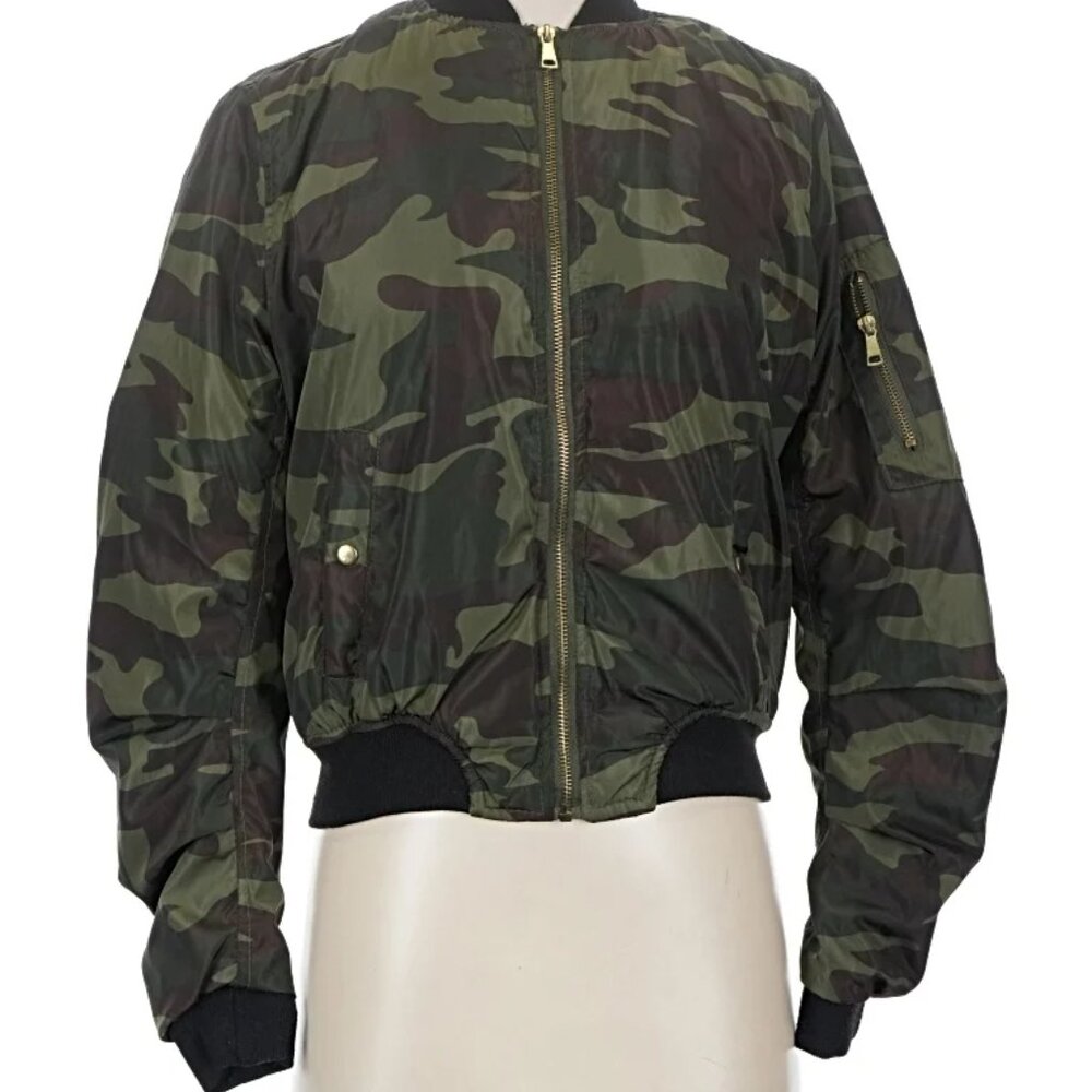 EUC Women's XL Angel Kiss Cropped camo satin bomber jacket (juniors) - Picture 7 of 14